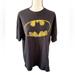 Batman DC Comics Faded Logo Graphic Short Sleeve Tee Size Large
